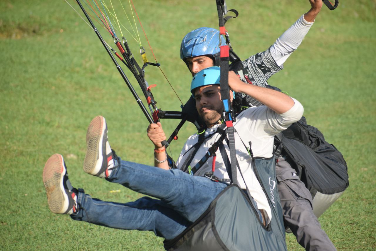 paragliding in Dharamshala