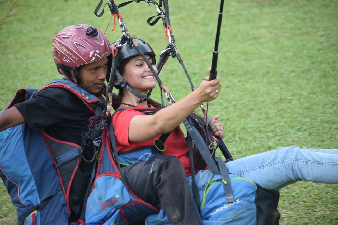 paragliding in Dharamshala