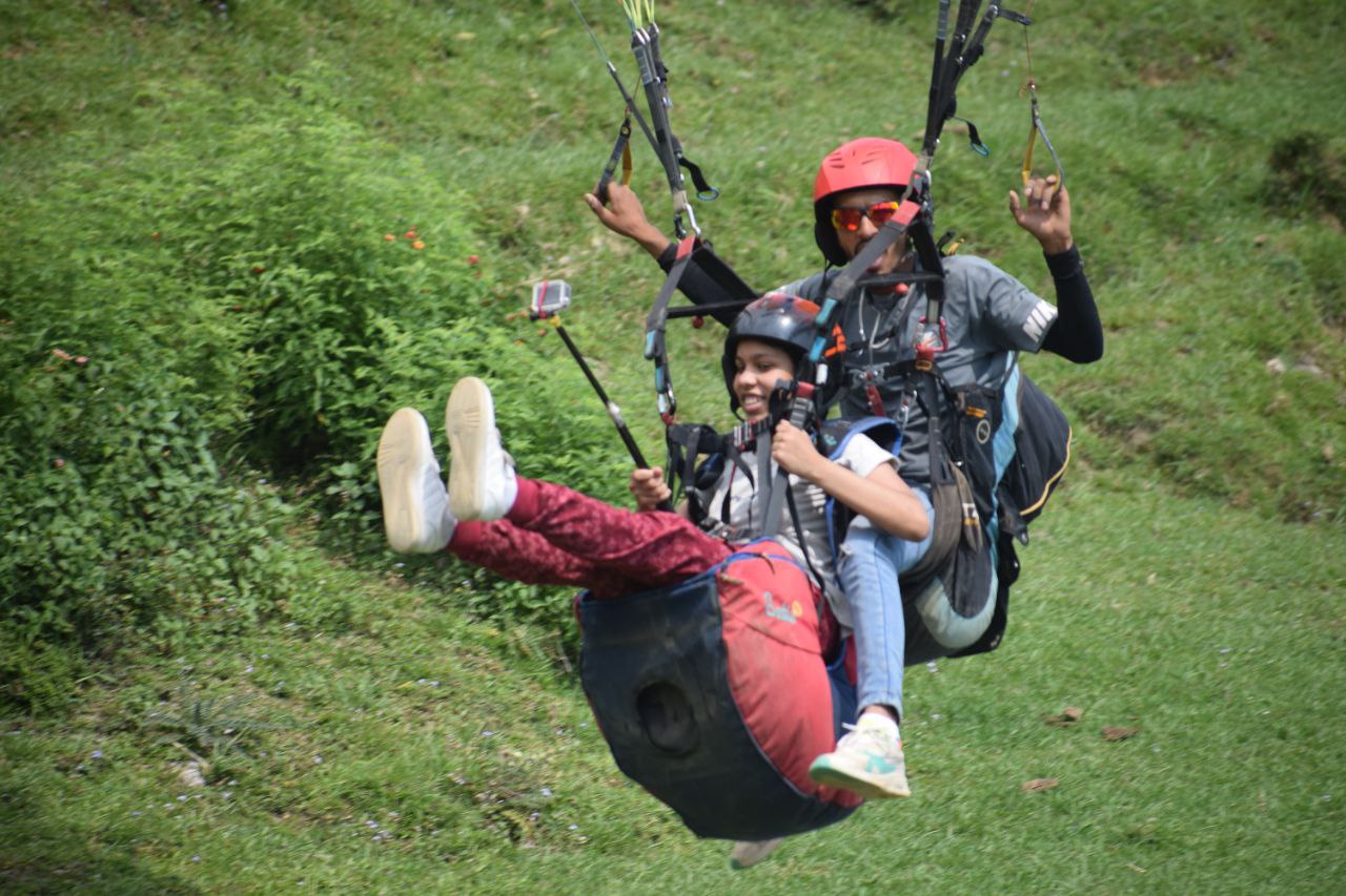 paragliding in Dharamshala